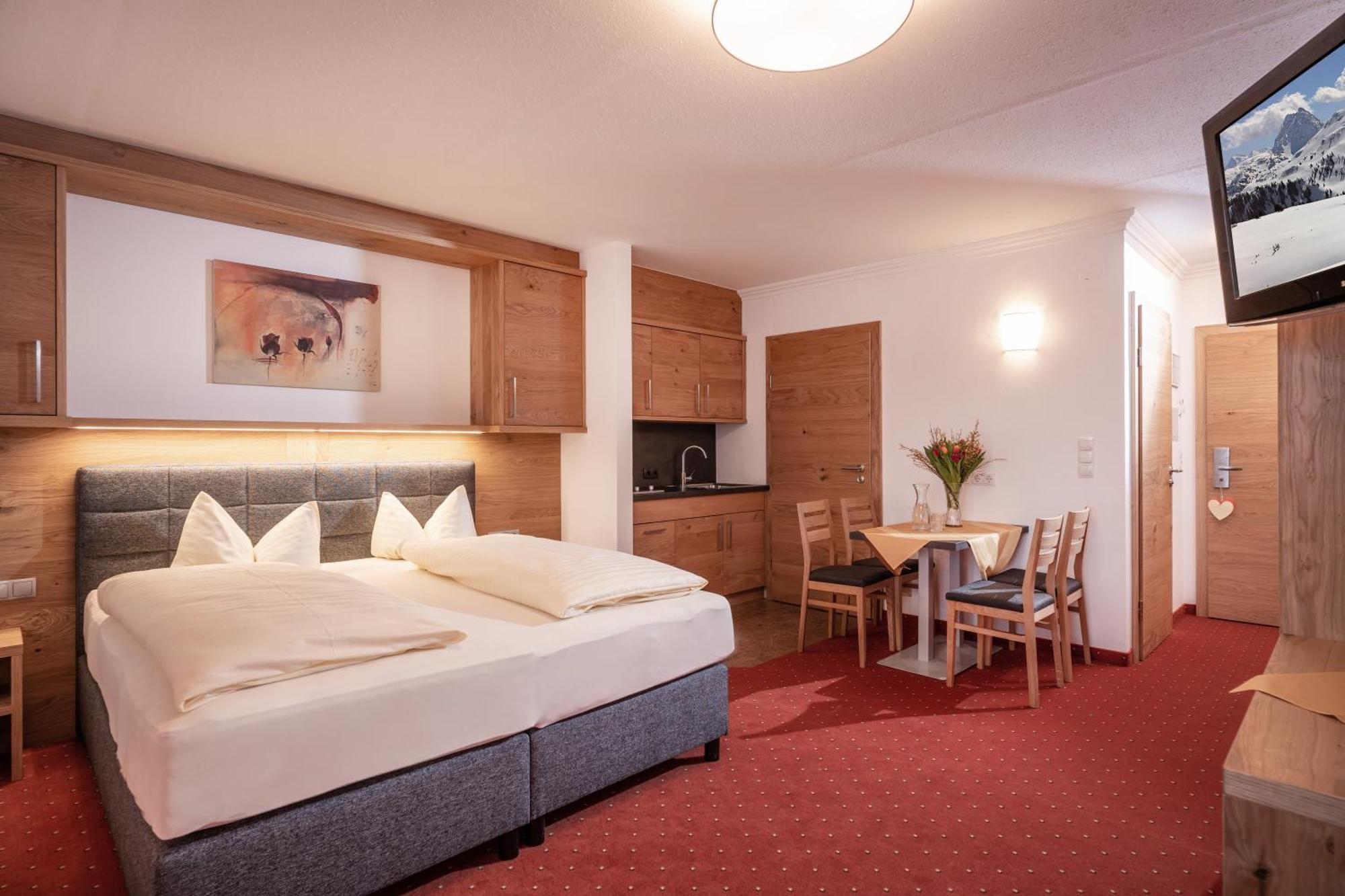 Hotel Kroneck Kirchberg in Tirol Ngoại thất bức ảnh