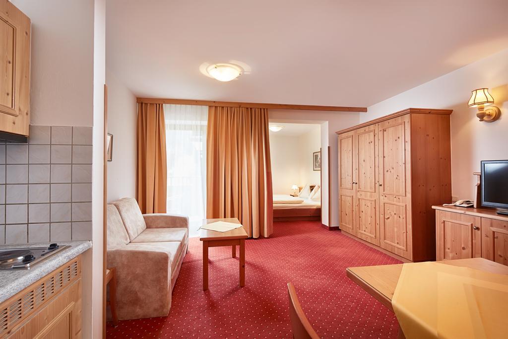 Hotel Kroneck Kirchberg in Tirol Ngoại thất bức ảnh